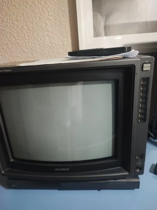 TV Sony Trinitron KV-1430E