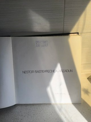 Libro Néstor Basterretxea