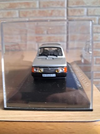 Lote 4 coches clásicos