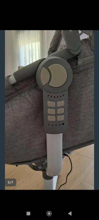 Hamaca bebé con vibración y música