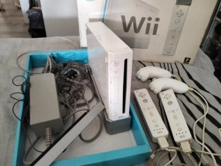 Nintendo Wii + Accesorios