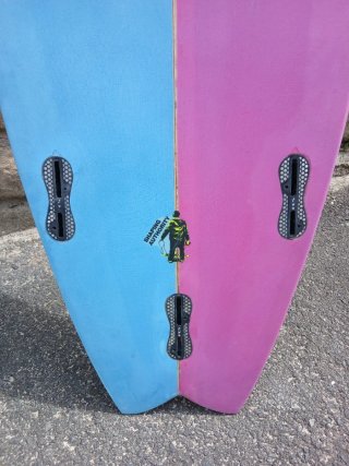 Tabla de surf modelo fish tri-fin a estrenar