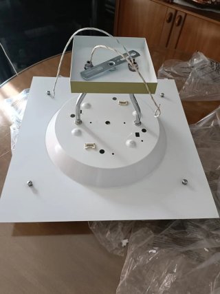 Lámpara de techo juvenil verde y blanca