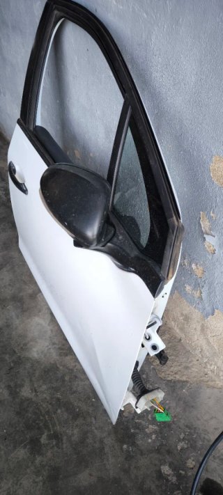 Puerta Delantera Derecha Peugeot 208 Blanca