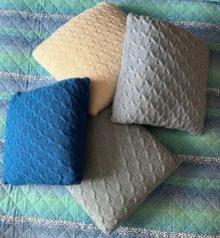 Cuscino lana fatto a mano azzurro