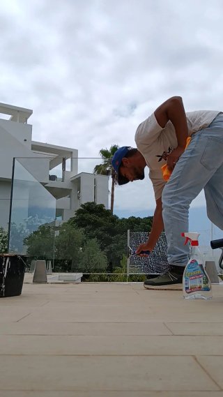 Limpieza profesional de cristales en Estepona