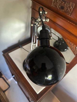 Flexo de escritorio Ikea negro