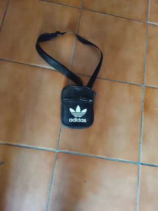 Bolso bandolera Adidas negro