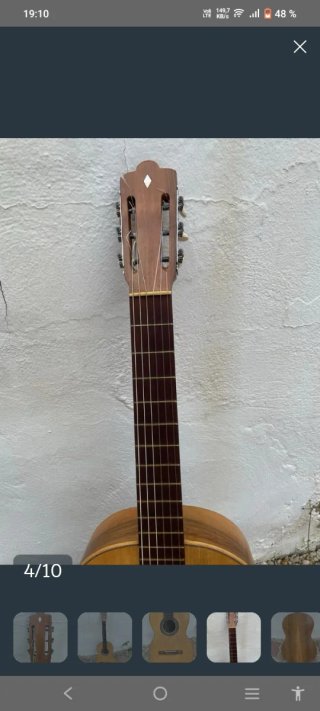 Guitarra clásica antigua