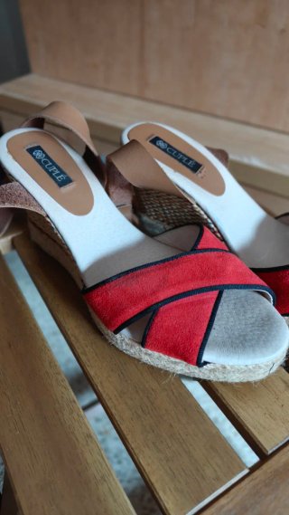 Sandalias mujer CUPLÉ cuña N°40