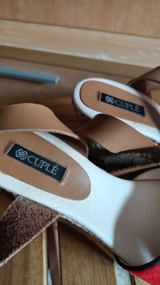 Sandalias mujer CUPLÉ cuña N°40