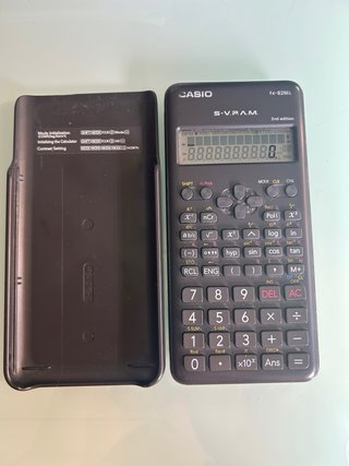 Calculadora Científica Casio fx-82MS