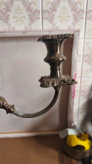 Candelabro a 3 fiamme in Sheffield
