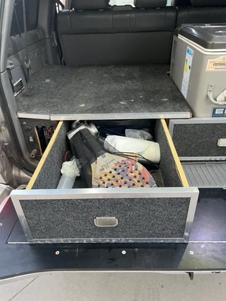 Toyota Land Cruiser 100 2000