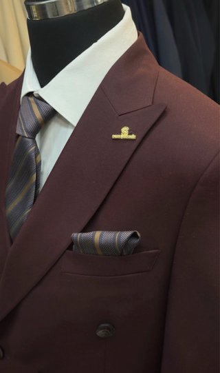 Traje de hombre de la marca FABIO BIRONIN, a estre
