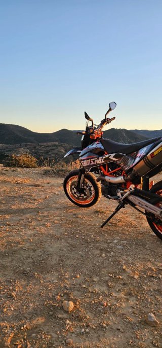 KTM 690 SMC R Supermotard Naranja/Negra