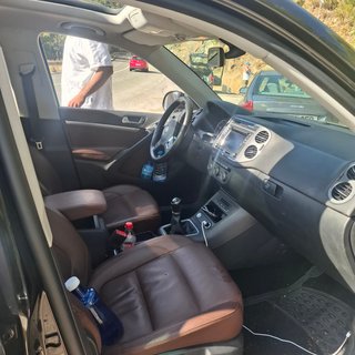 Volkswagen Tiguan 2015 con techo panorámico