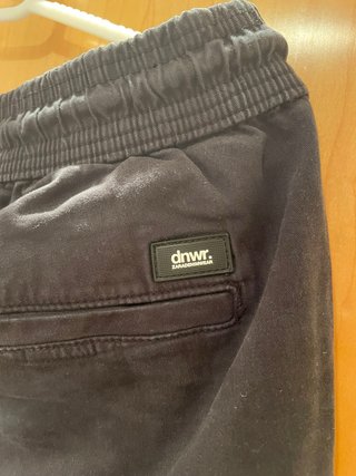 Pantalón largo negro Zara