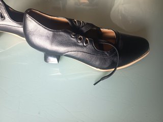 Zapatos vintage negros con cordones