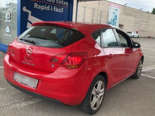 Opel Astra 2010