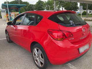 Opel Astra 2010