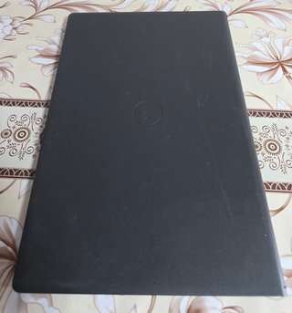 Ordenador portátil Dell I3 ONCEAVA GENERACIÓN 8RAM