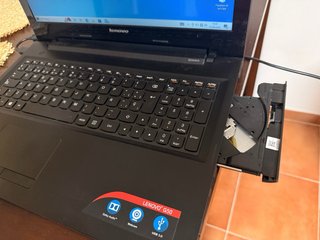 Portátil Lenovo Negro Casi Sin Uso