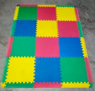 Suelo infantil goma EVA puzzle colores. 190x150