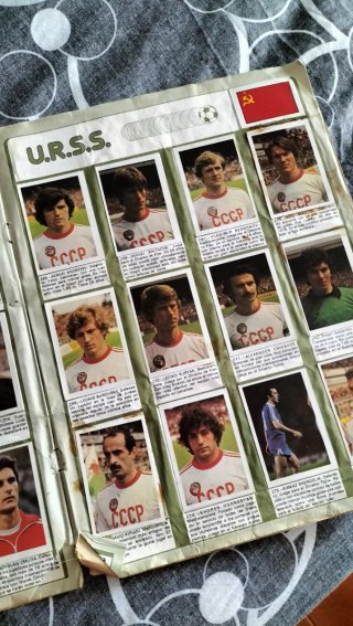 Álbum de cromos Mundial Perú antiguo