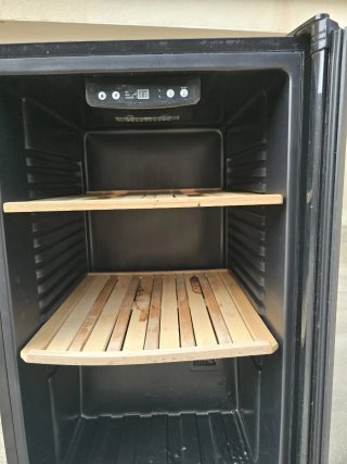 Vinoteca Jocel funcionando perfectamente – 60 €