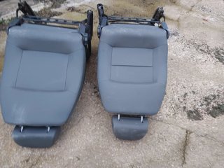 Asientos Delanteros  y traseros de lbiza 50 € unid