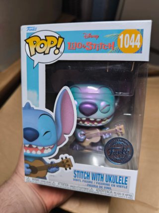 Stitch Ukulele 1044 Disney Lilo & Stitch Funko POP