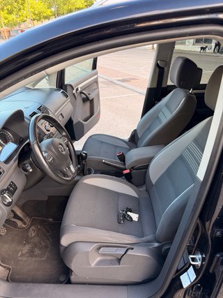 Volkswagen Touran 2013