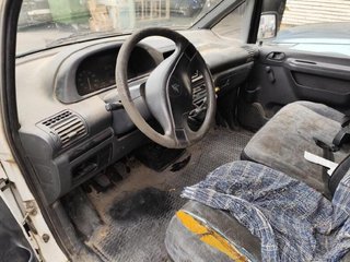 221906 sin ref faro izquierdo citroen jumpy 1.9 mt