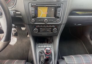 Volkswagen Golf GTI 35
