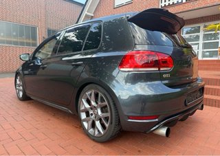 Volkswagen Golf GTI 35