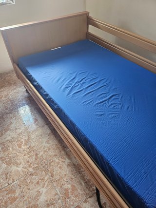 Cama ortopédica 105x190 con colchon antiescaras