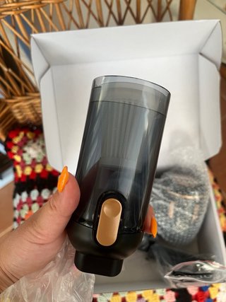 Aspiradora de mano negra
