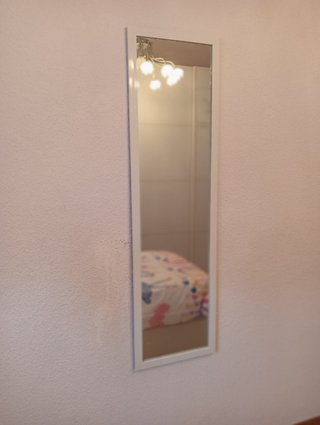 Espejo de pared blanco de cuerpo entero