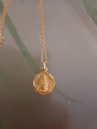 Cadena y Colgante Virgen del Rocío Oro 18k
