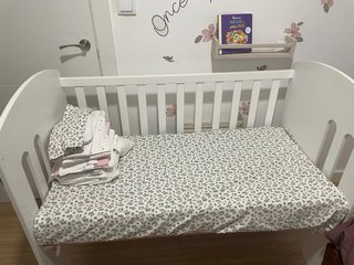 Cuna colecho blanca Con colchón  Sábanas y funda