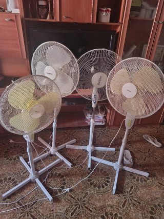Lote 4 Ventiladores Pie