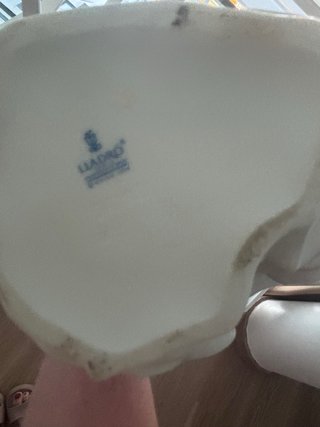 Figura Lladro Mujer Cesta Flores