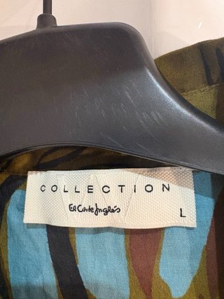 Camisa Safari Estampada , color de base verde kaki