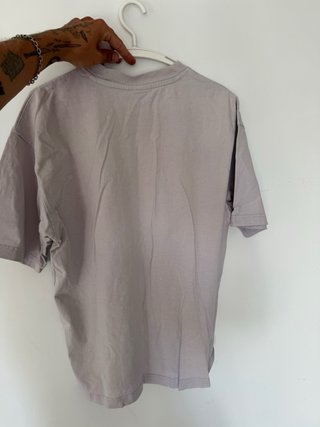 Camiseta H&M Morada con Estampado de Rana