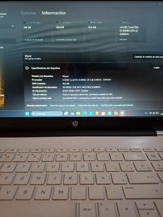 Portátil HP 15"  cpu I3 Blanco