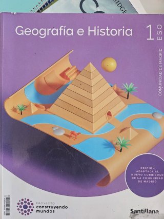 Libros 4 primaria y 1 ESO santillana
