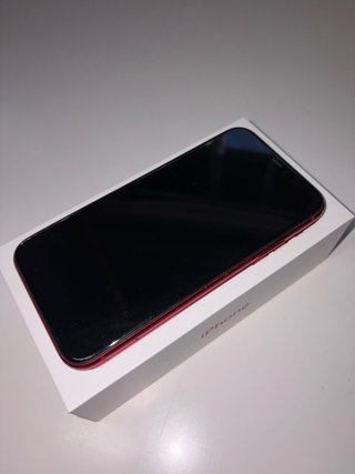 iPhone 11 64GB Rojo