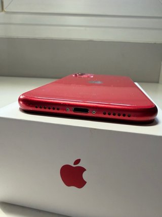 iPhone 11 64GB Rojo