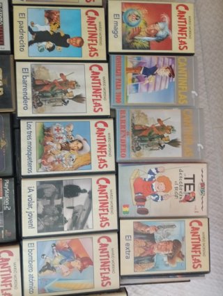 Lote 6 - 28 Cintas VHS Películas Varias